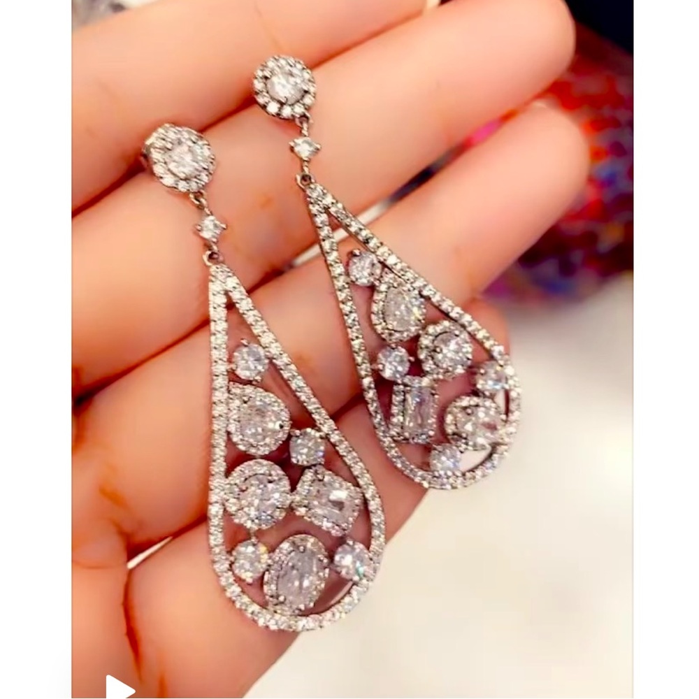 Rhodium plated Italian jewelry earrings
